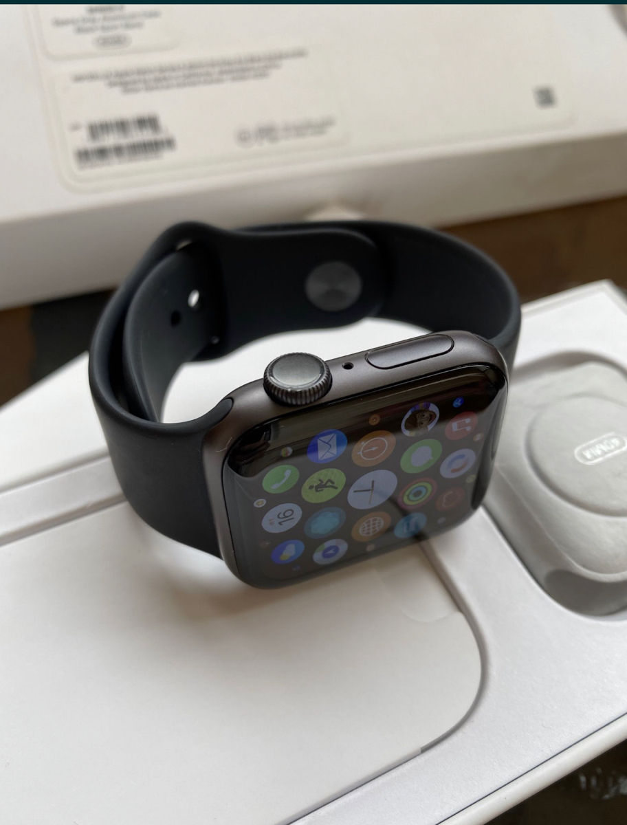 Apple Watch 6 40 mm идеал