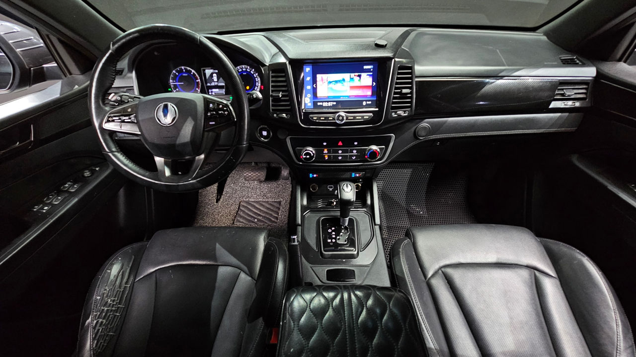 Ssangyong Rexton фото 5