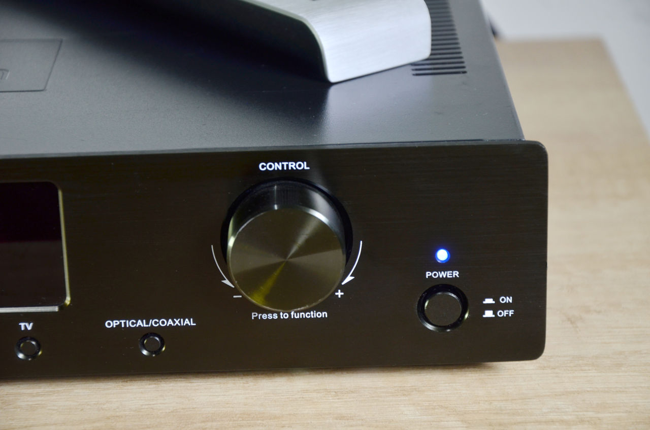 Mitchell & johnson   sap 201v hi-fi stereo amplifier / dac / phono / с 2-мя  пультами фото 3