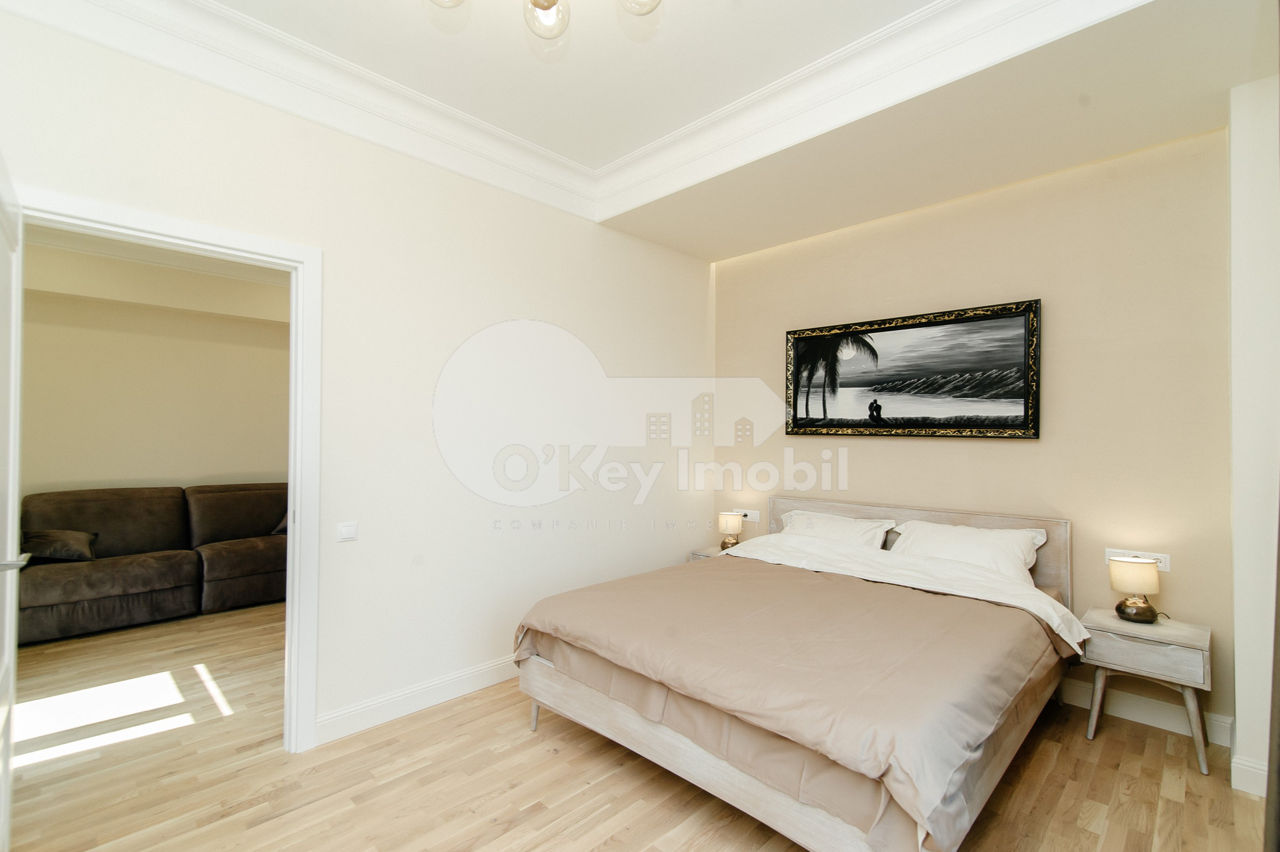 Apartament cu 2 camere, 70 m², Centru, Chișinău foto 1