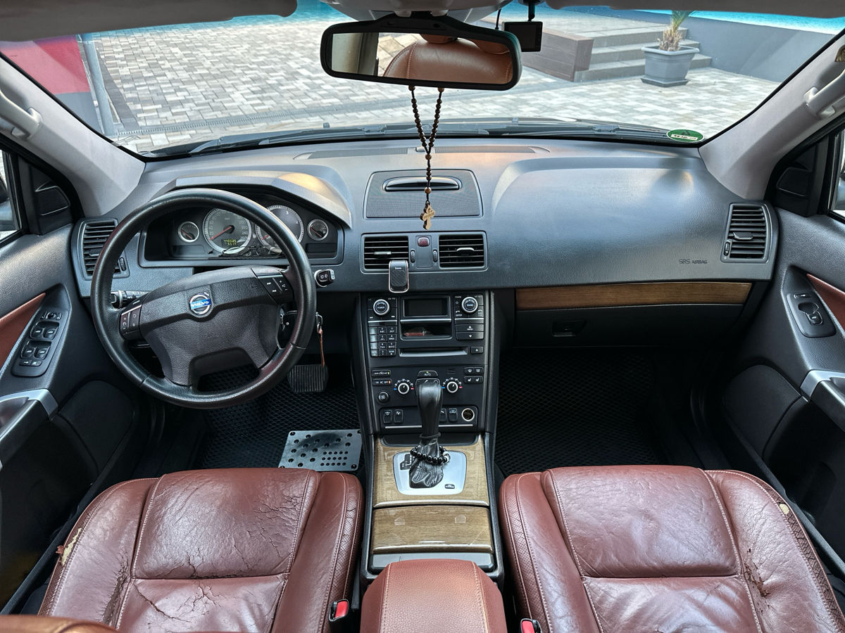Volvo XC90 foto 5