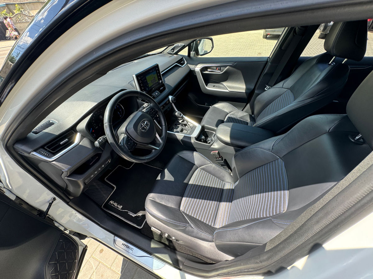 Toyota Rav 4 foto 4