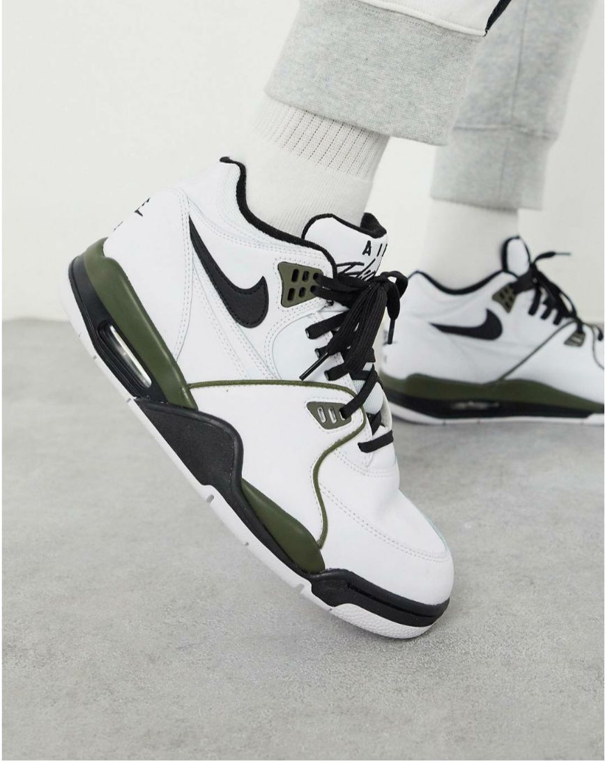 nike flights low top