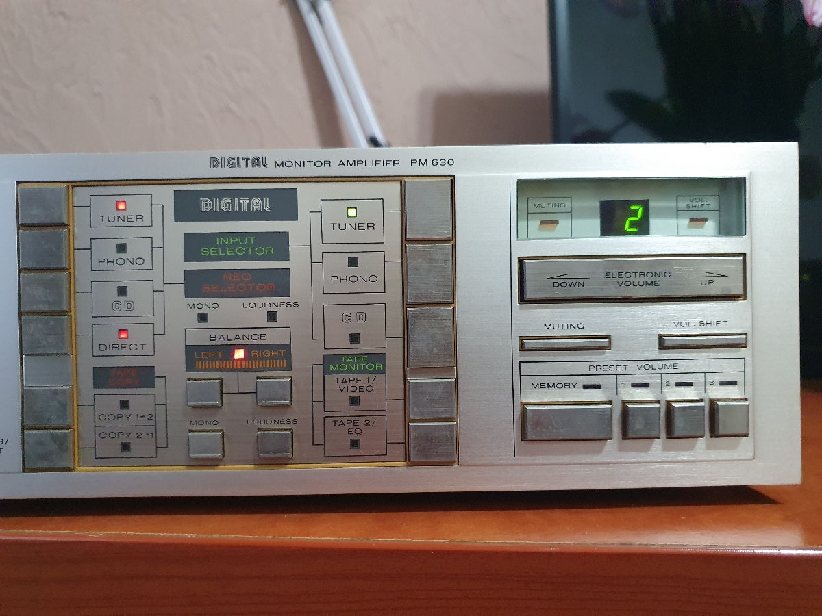 Vând  Amplificator Marantz Pm 630 foto 0