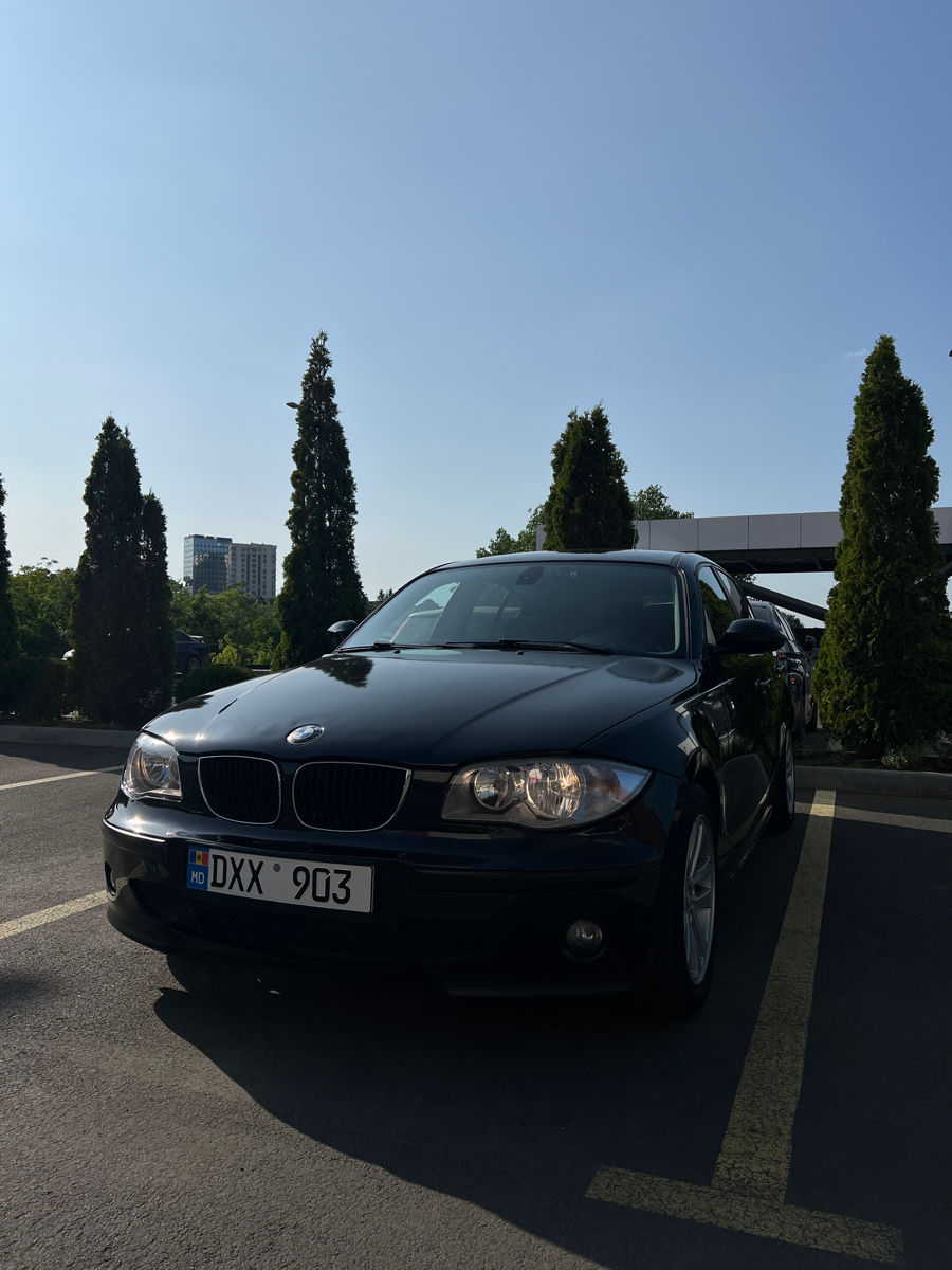 BMW 1 Series фото 0