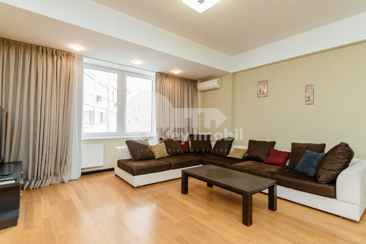 Apartament cu 3 camere, 130 m², Centru, Chișinău foto 6