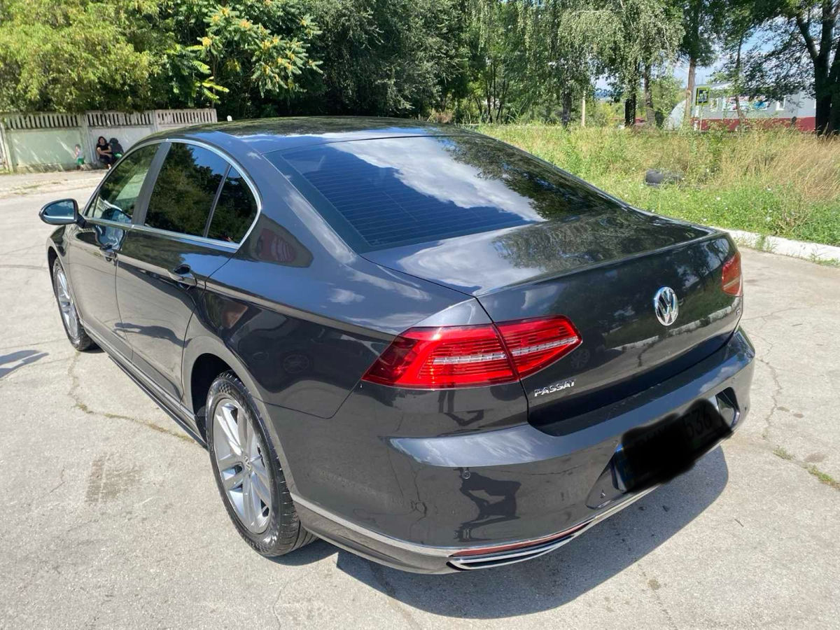 Volkswagen Passat foto 7