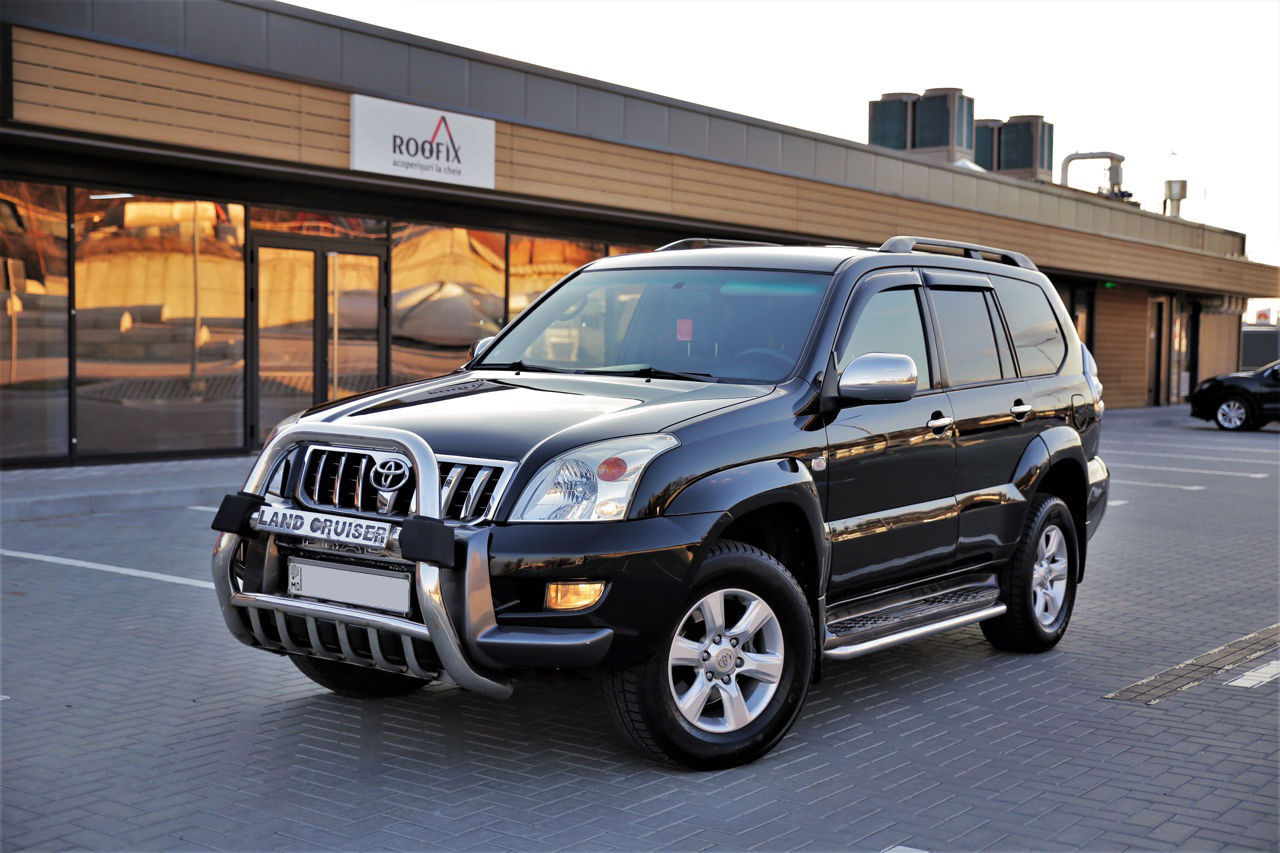 Toyota Land Cruiser Prado foto 1