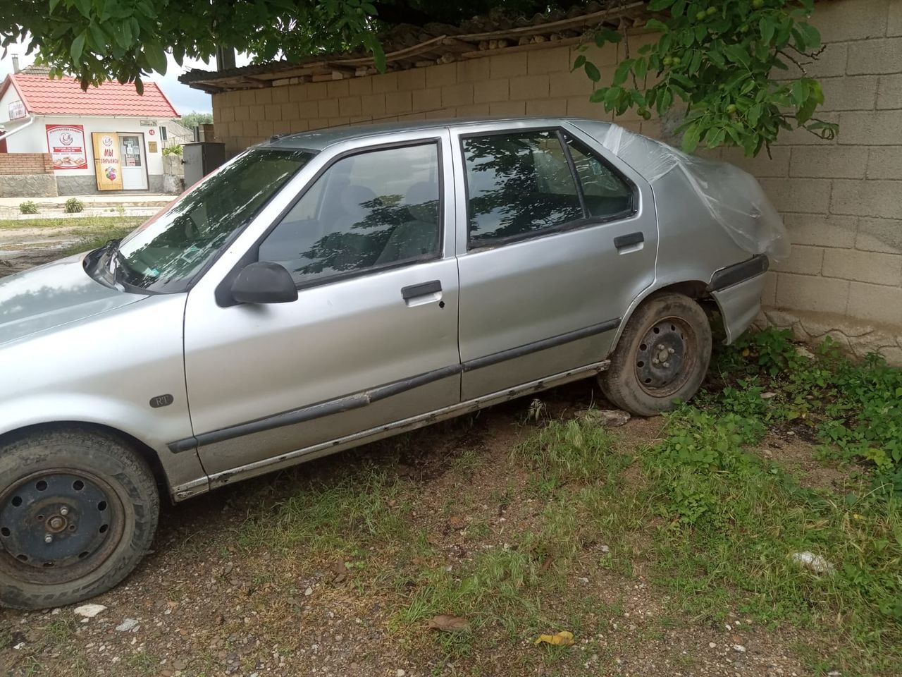 Запчасти рено 19