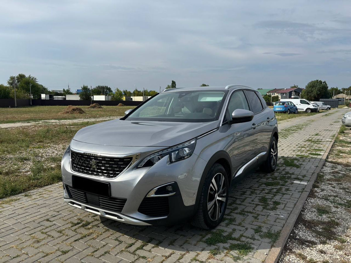 Peugeot 3008 foto 1