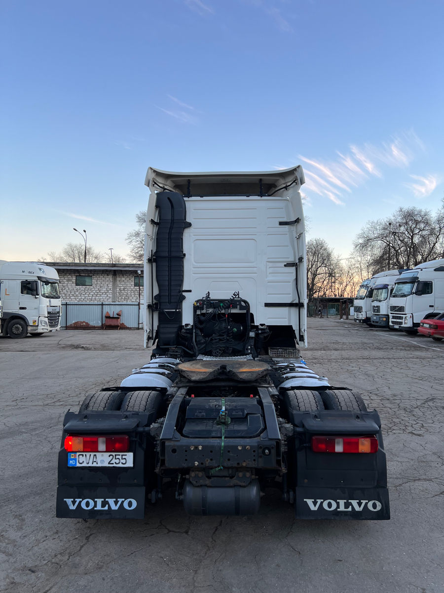 Volvo FH foto 5