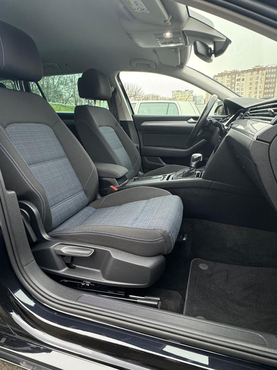 Volkswagen Passat foto 7