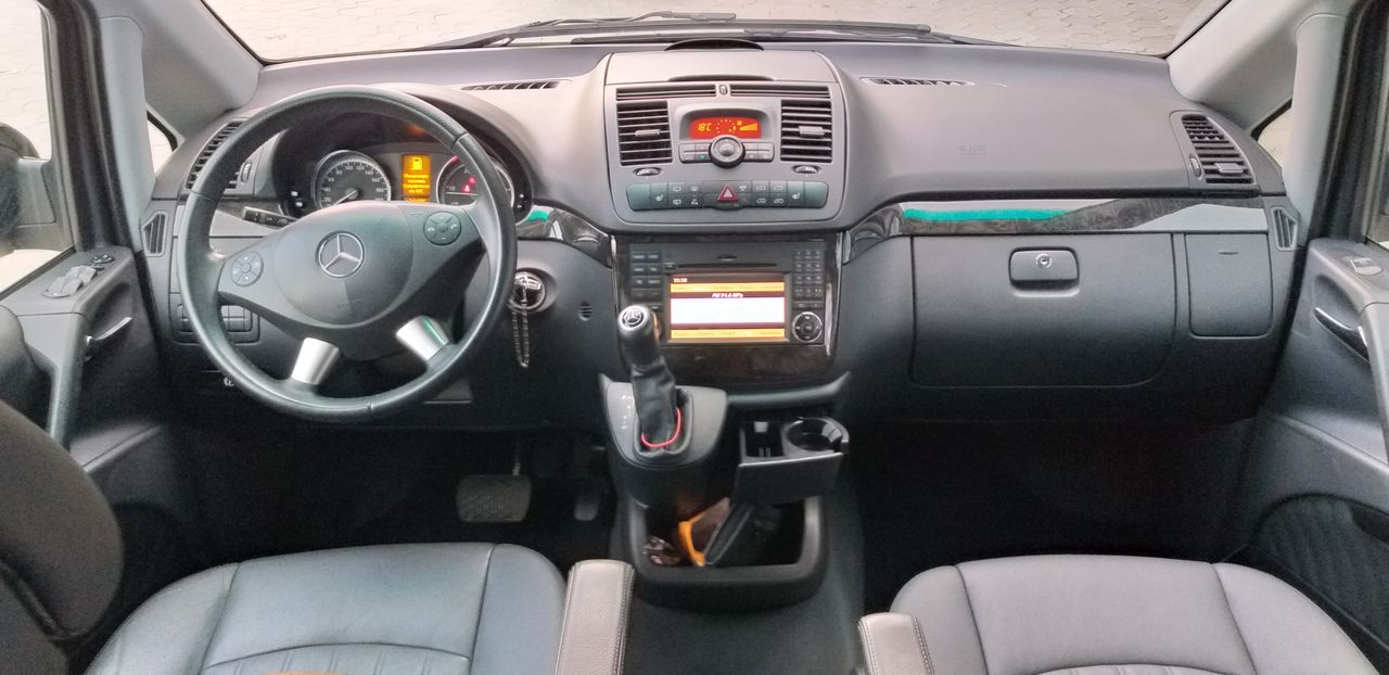 Auto 8 locuri foto 4