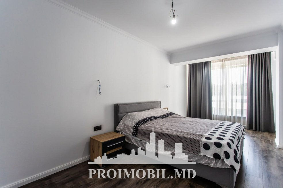 Apartament cu 2 camere, 75 m², Buiucani, Chișinău foto 2