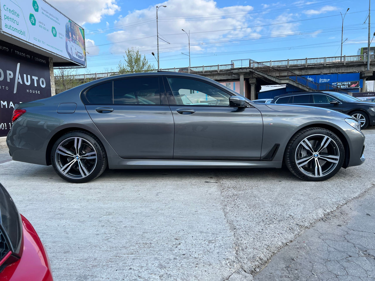 BMW 7 Series foto 4