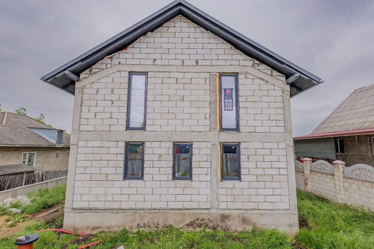 Spre vînzare casă Băcioi! foto 7