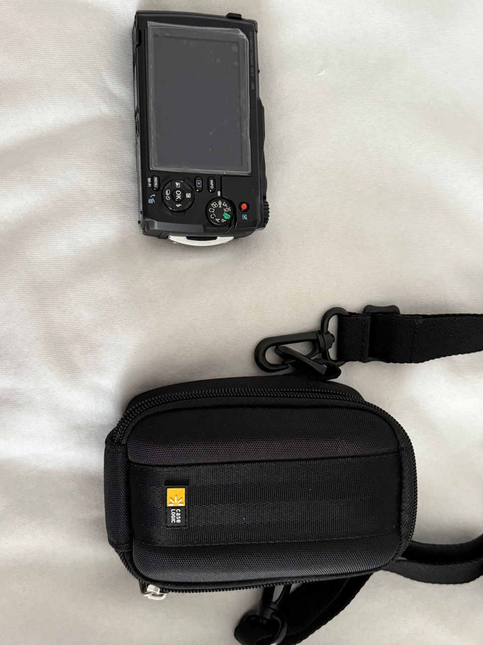 Продаю Olympus Tough TG-5 4K – отличная экшн-камера для путешествий и экстремальных условий! фото 1
