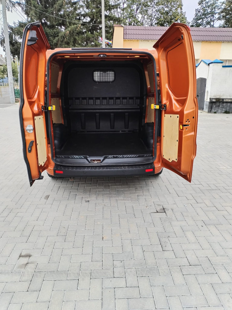 Ford Transit custom foto 5