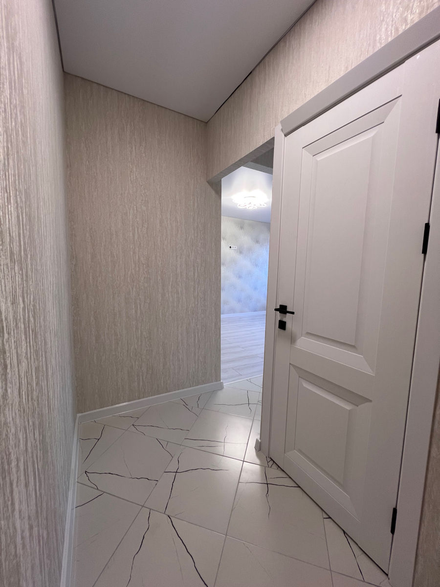 Apartament cu 3 camere,  9 cartier,  Bălți,  Bălți mun. foto 1