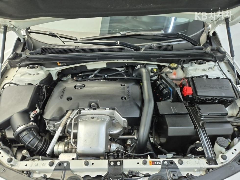 Chevrolet Malibu фото 17