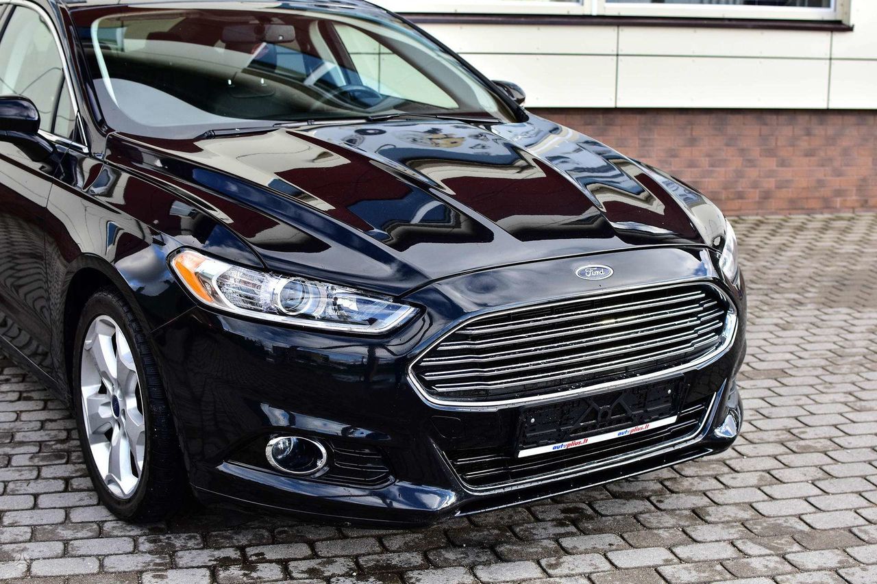 Ford Fusion foto 0