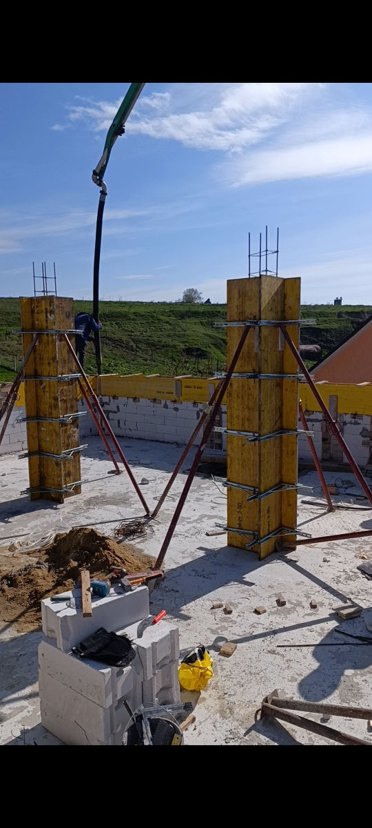 Constructia caselor de la 0,lucrari de betonare foto 6