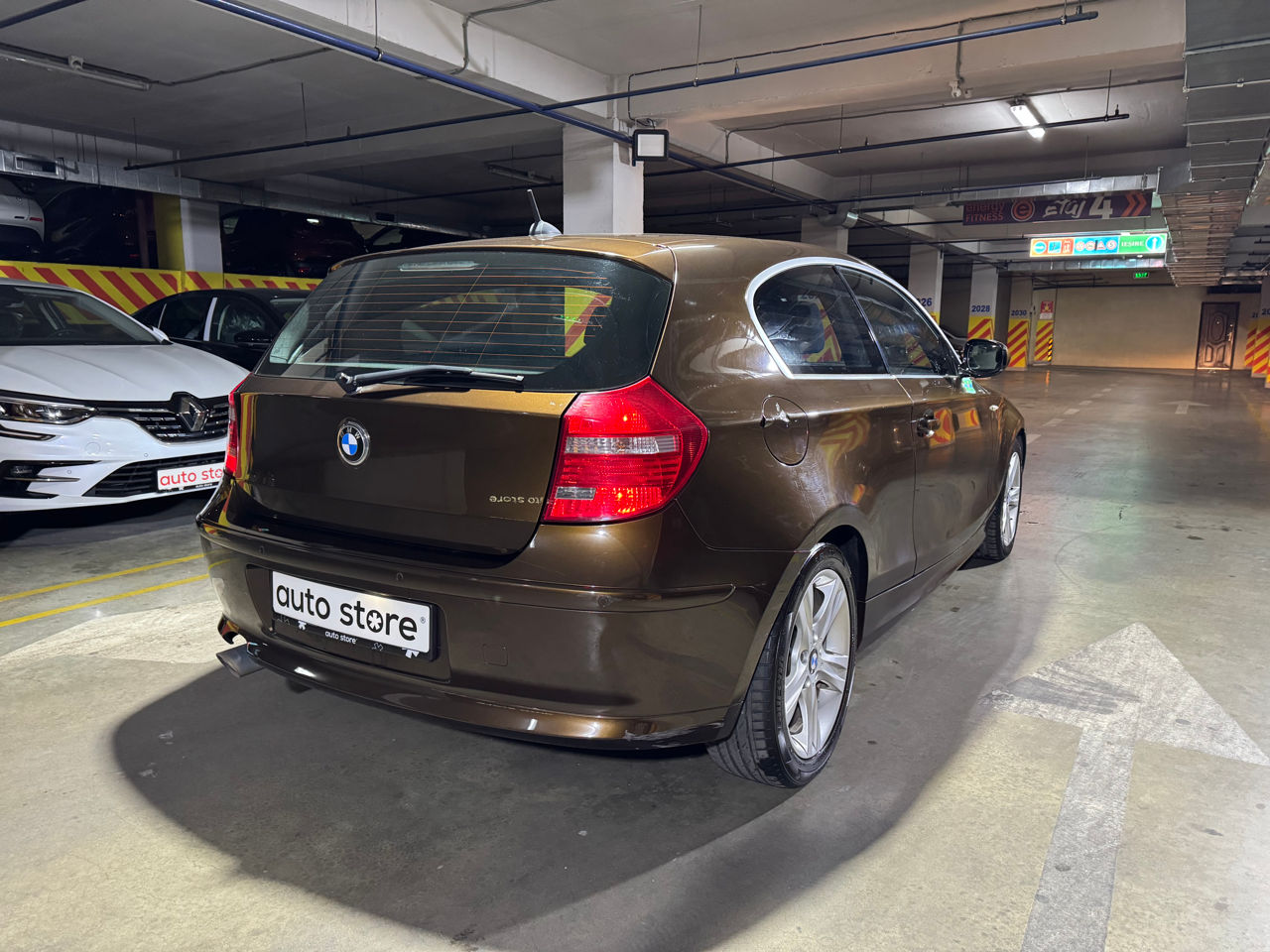 BMW 1 Series фото 3
