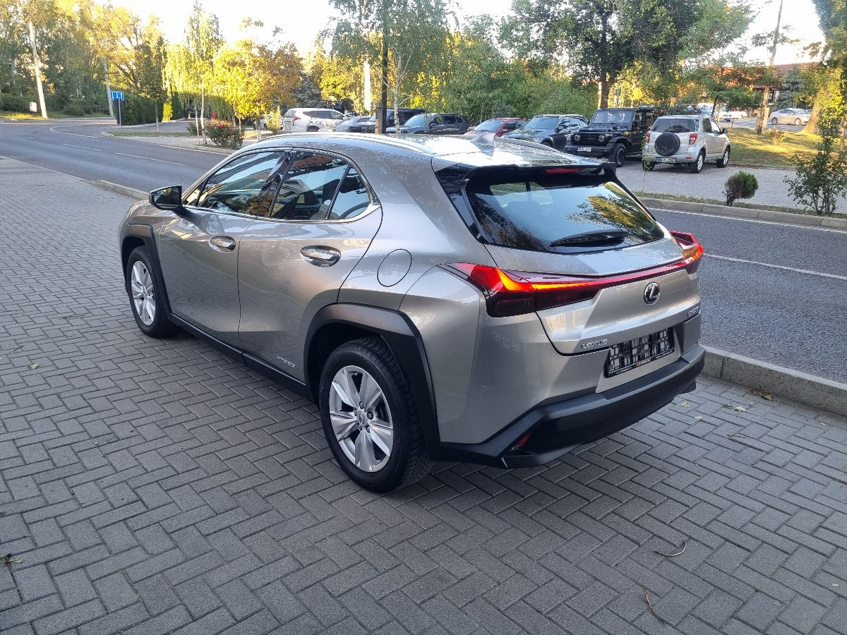 Lexus UX 2021 photo 7