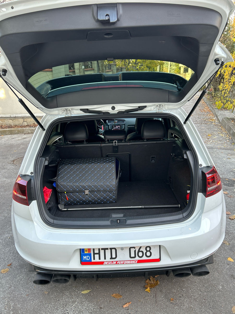 Volkswagen Golf foto 8