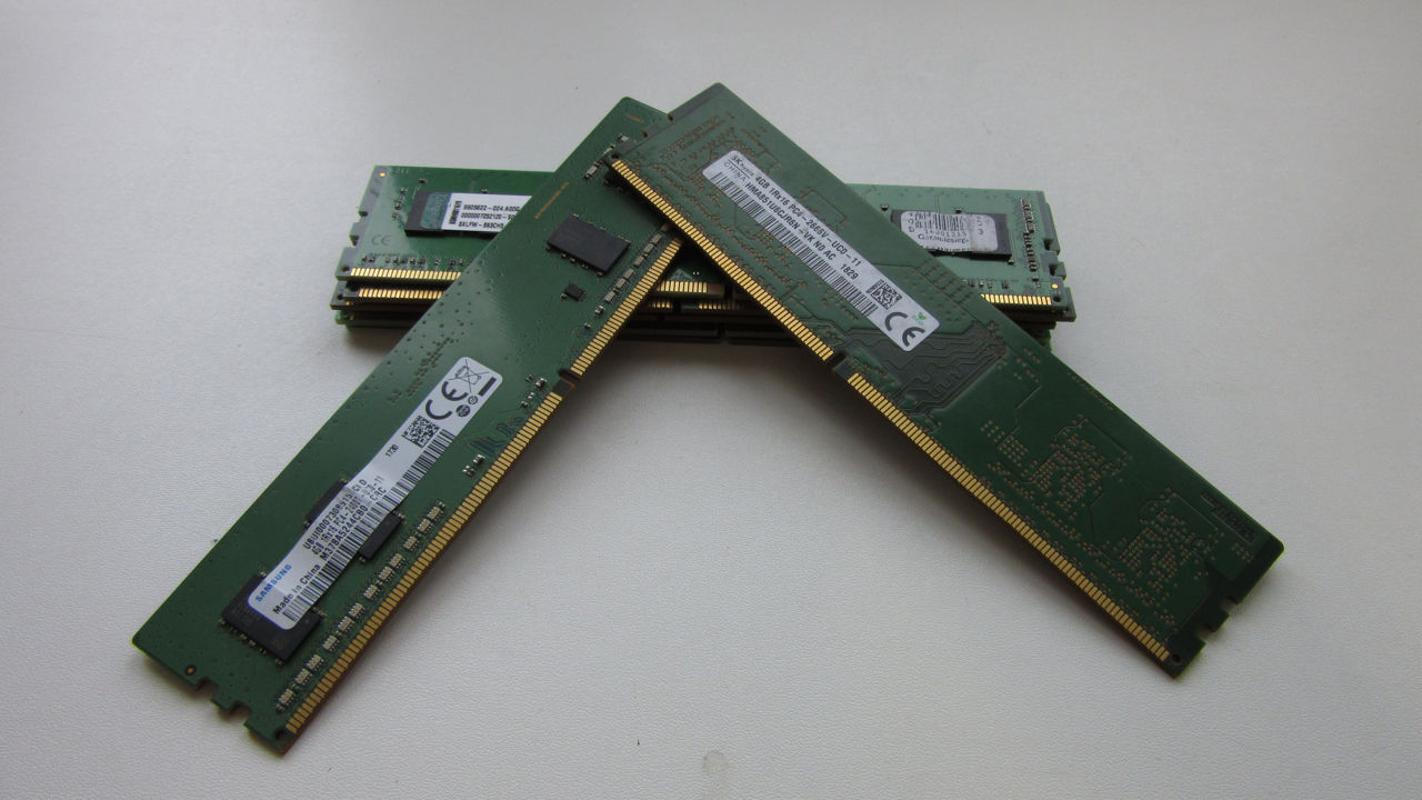 Memoria RAM DDR4 4gb foto 0