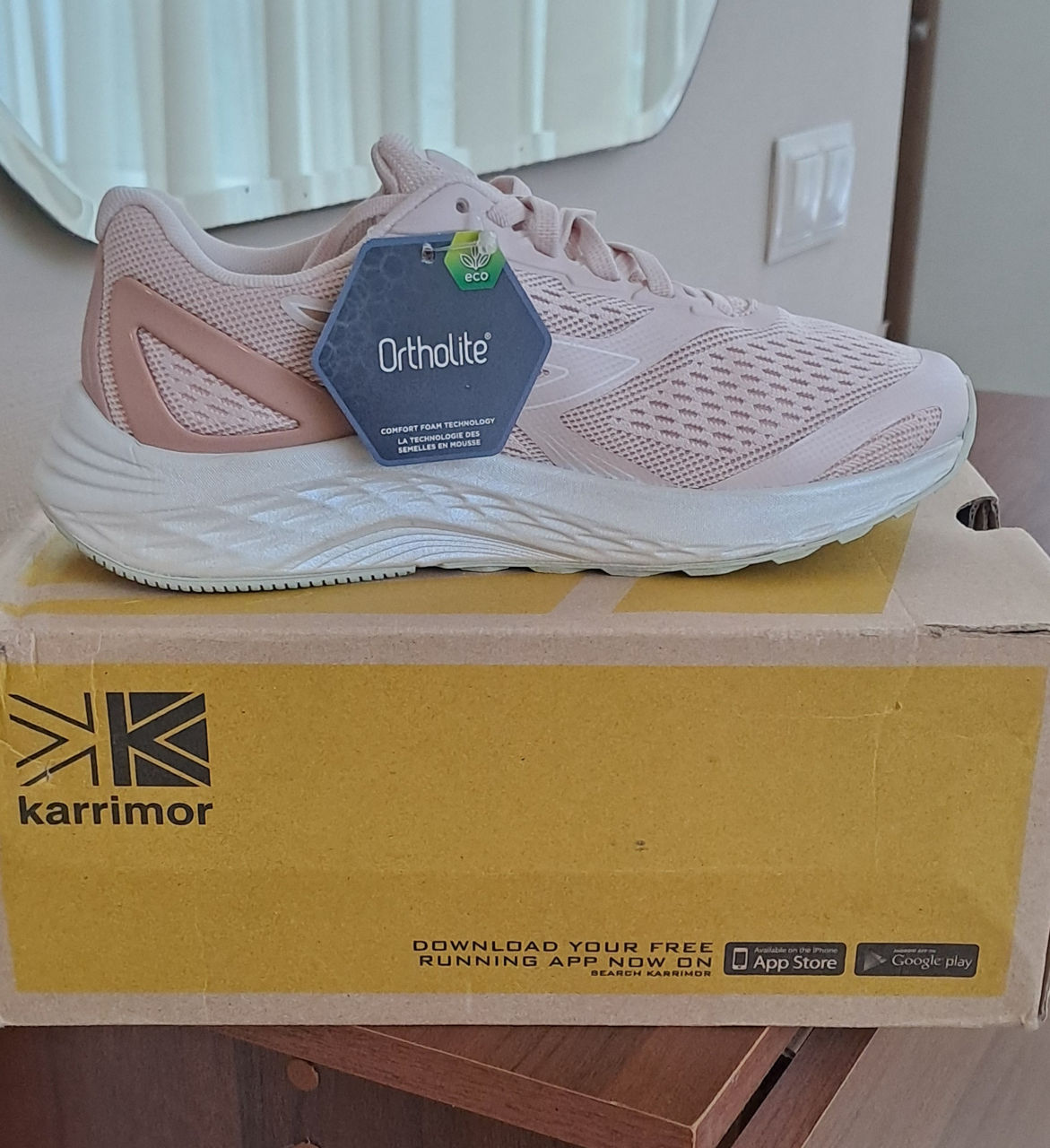 Стильные женские кроссовки технология Eco-Comfort Англия скидка 50% фото 2