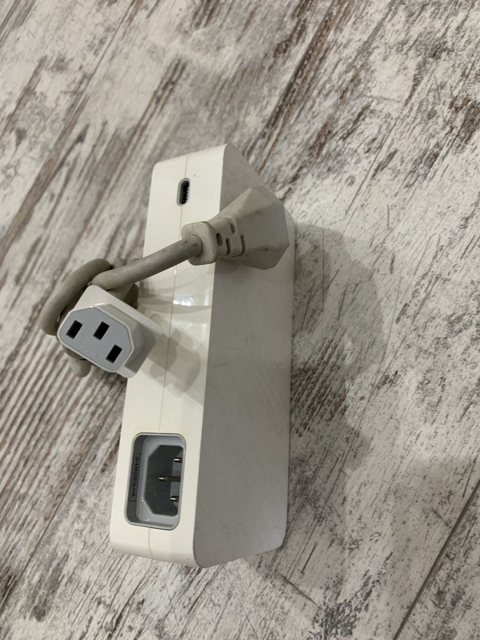 Aipple adapter A1098. Aipple adapter A1097. foto 3