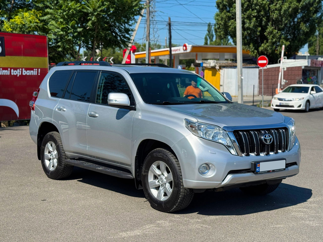 Toyota Land Cruiser Prado фото 2