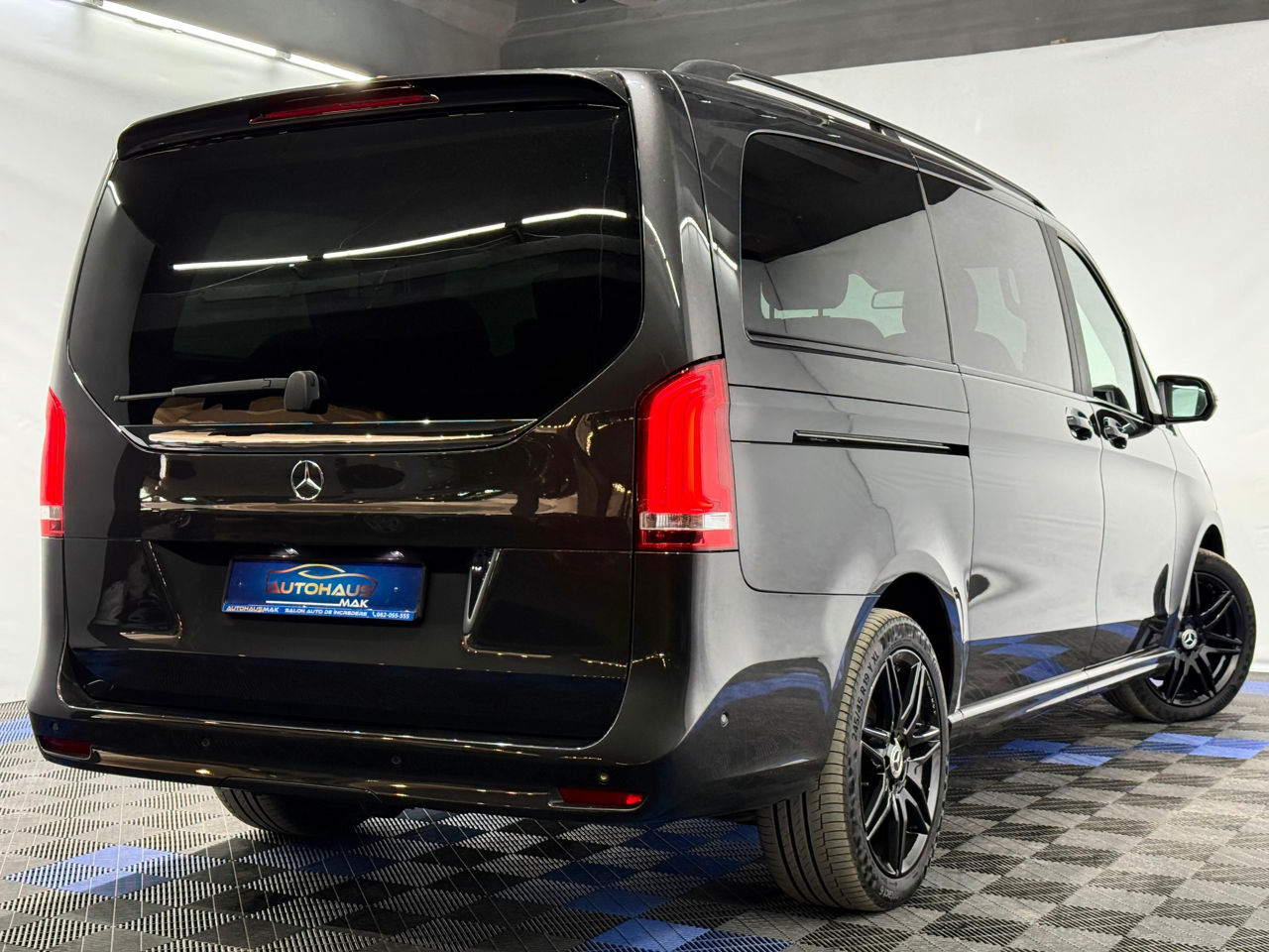 Mercedes V-Class фото 2