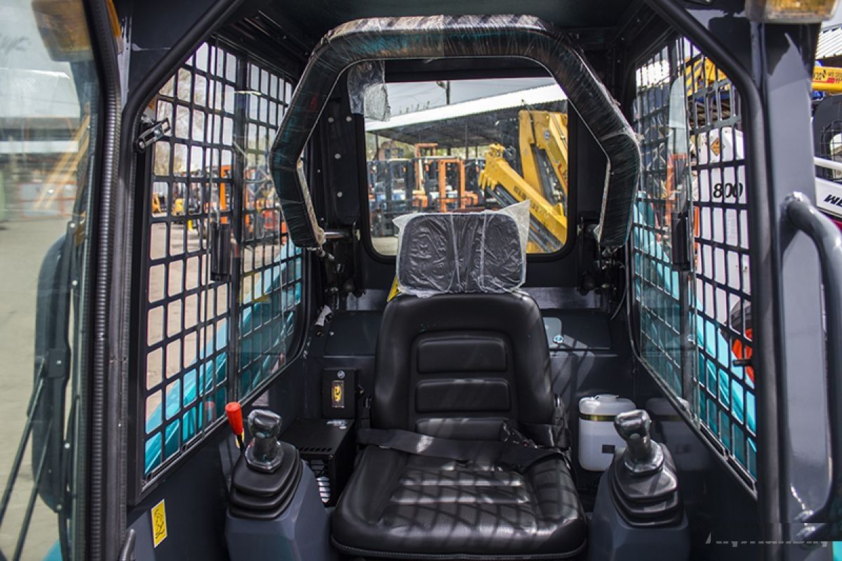 incarcator SWL 2820 excavator SWE 20F foto 10