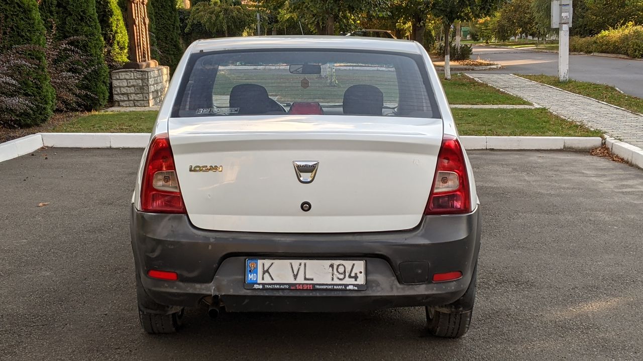 Dacia Logan foto 4