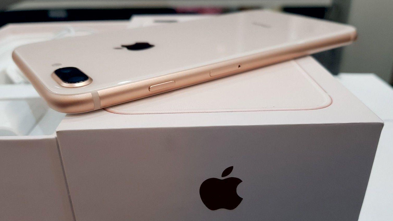 - iPhone 8 Plus, model A1897 телефон доступный каждому!