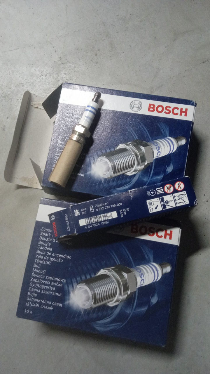 Свечи Зажигания Bosch 0242229739