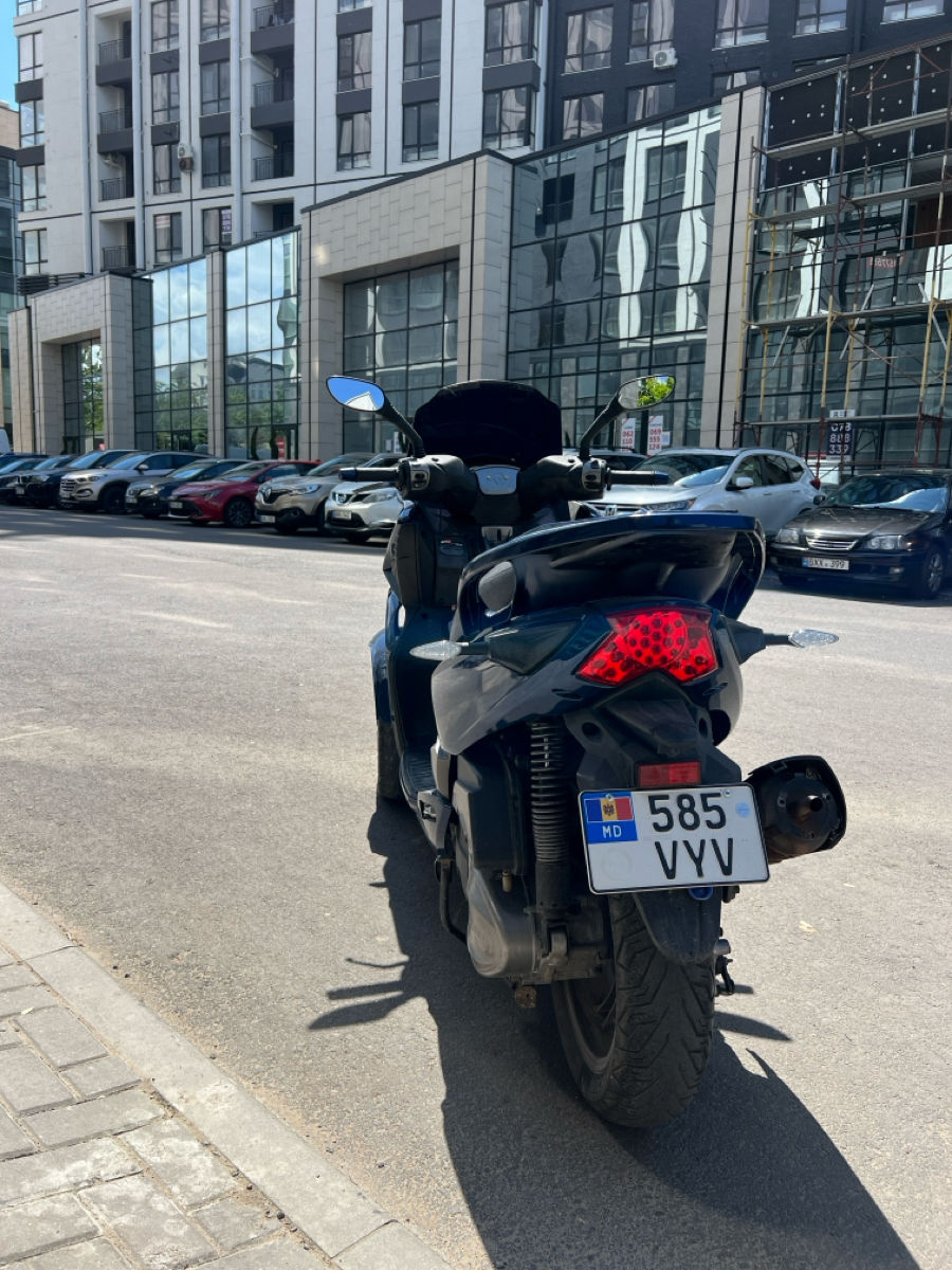 Piaggio MP3 / Quadro фото 3