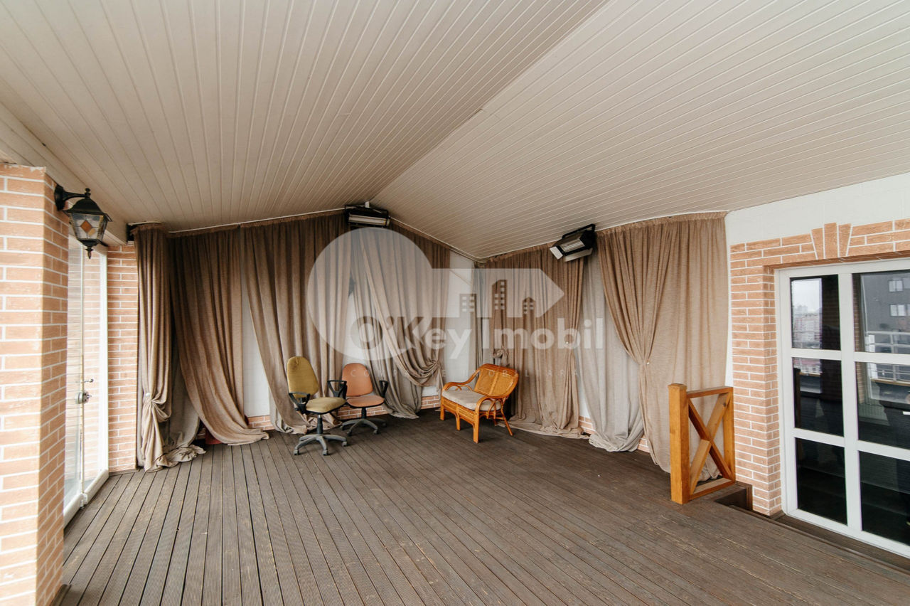 Oficiu cu o suprafață de 300 mp, Centru, 450000 € ! foto 12