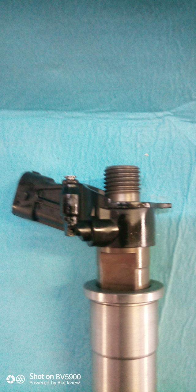 Форсунка - Injector bosch 0445115084 foto 2