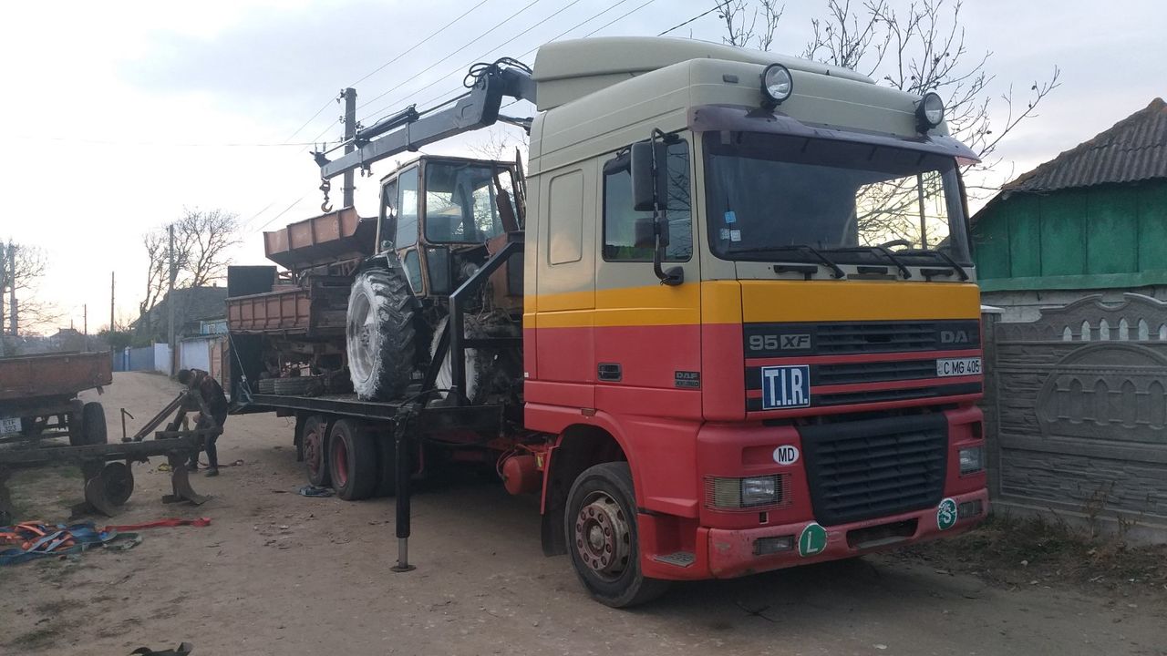 Daf cf 95  piese  motor cutie foto 1