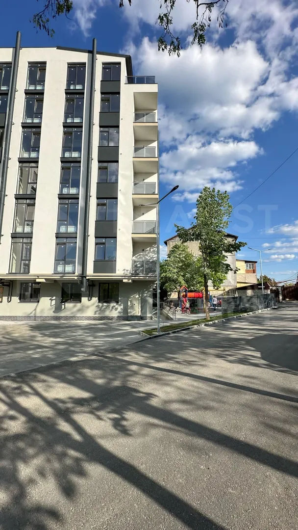Apartament cu 3 camere,  Centru,  Ialoveni,  Ialoveni foto 1