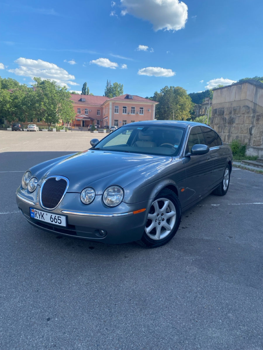 Jaguar S-Type