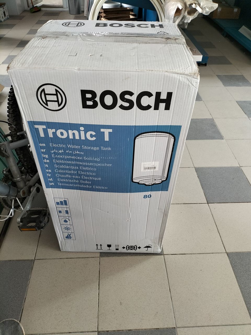 Продам электрический бойлер 80 литров!В использовании не был!
