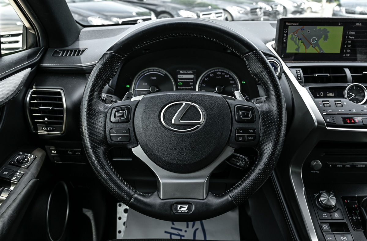 Lexus NX Series foto 11