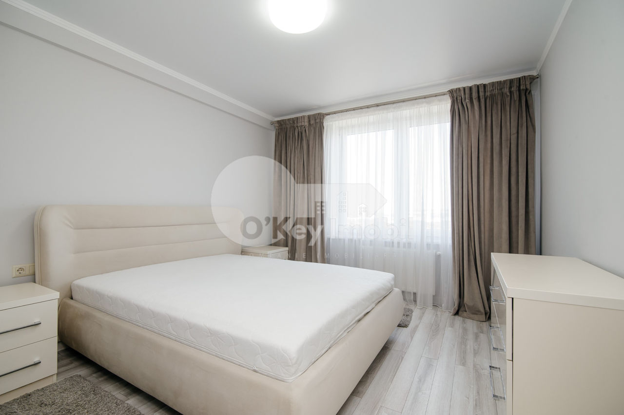 Apartament cu 2 camere, 65 m², Centru, Chișinău foto 5