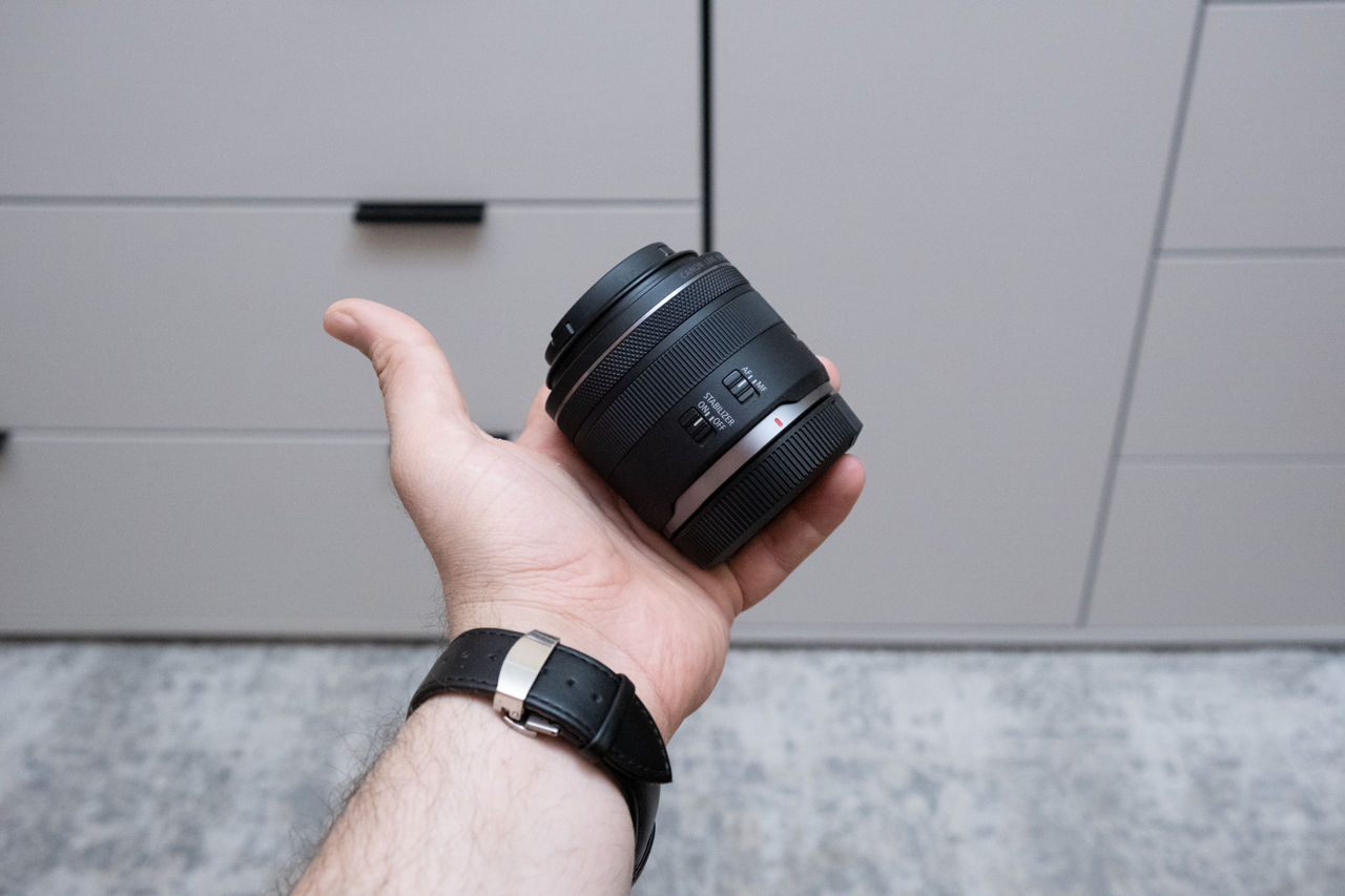 Canon RF 35mm F1.8 IS STM Macro foto 1