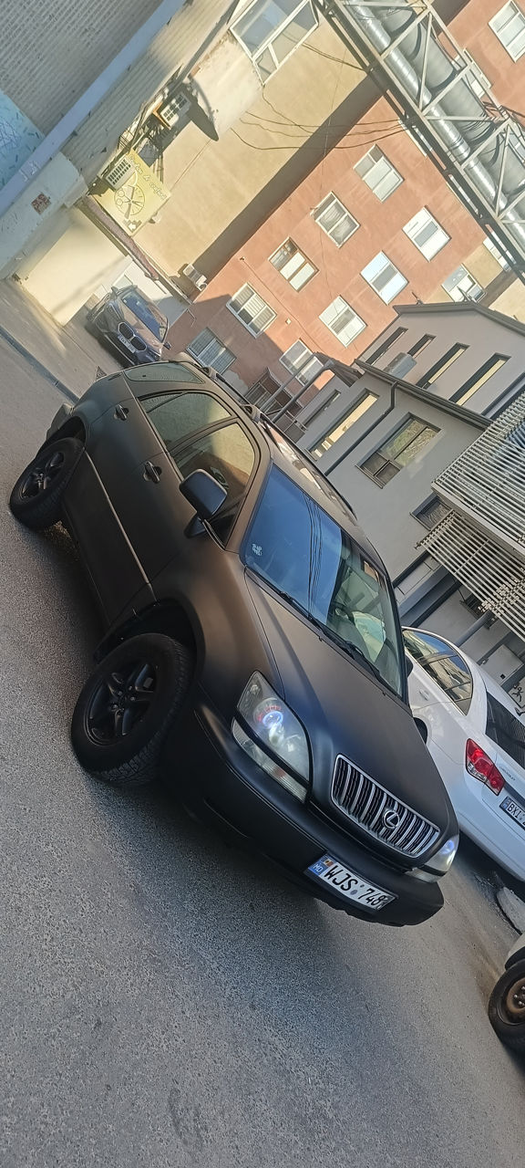 LexusRXSeries