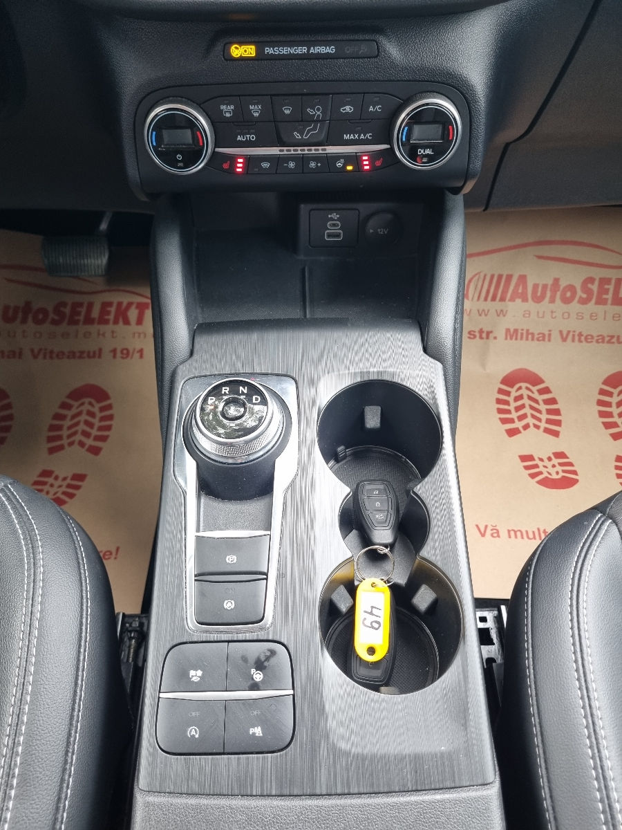 Ford Kuga 2022 photo 10